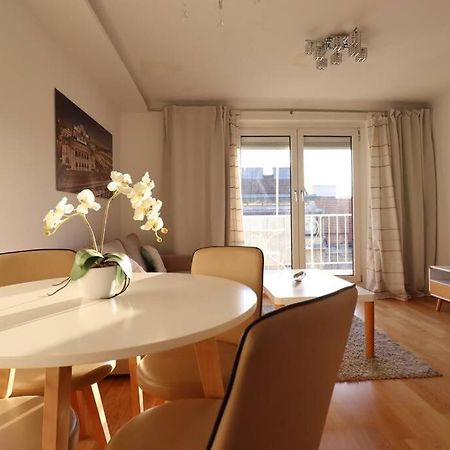 Brilliant View: Balcony Home, Modern, Stylish And Newly Renovated Wien Exterior foto