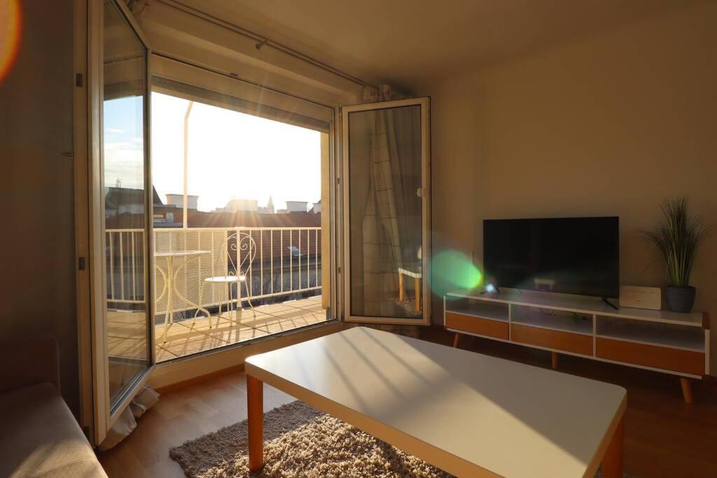 Brilliant View: Balcony Home, Modern, Stylish And Newly Renovated Wien Exterior foto